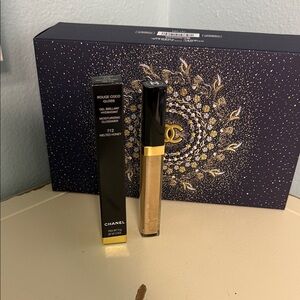 CHANEL Rouge Coco Gloss in Golden Hue 712 Melted Honey Moisturizing Lip Gloss